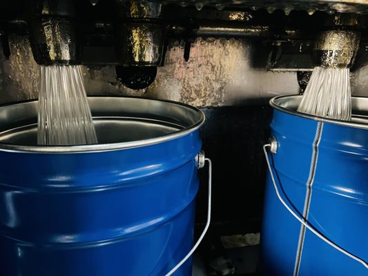 Resistencia a altas temperaturas Resina epoxi retardante de llama para la industria eléctrica Tg DSC 60-80°C